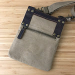 Load image into Gallery viewer, daVan essential small shoulder bag
