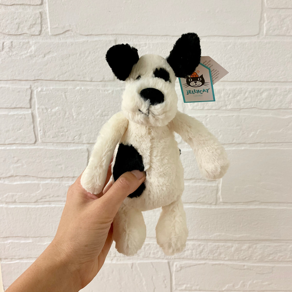 bashful black cream puppy small by jellycat – Studio Bloom