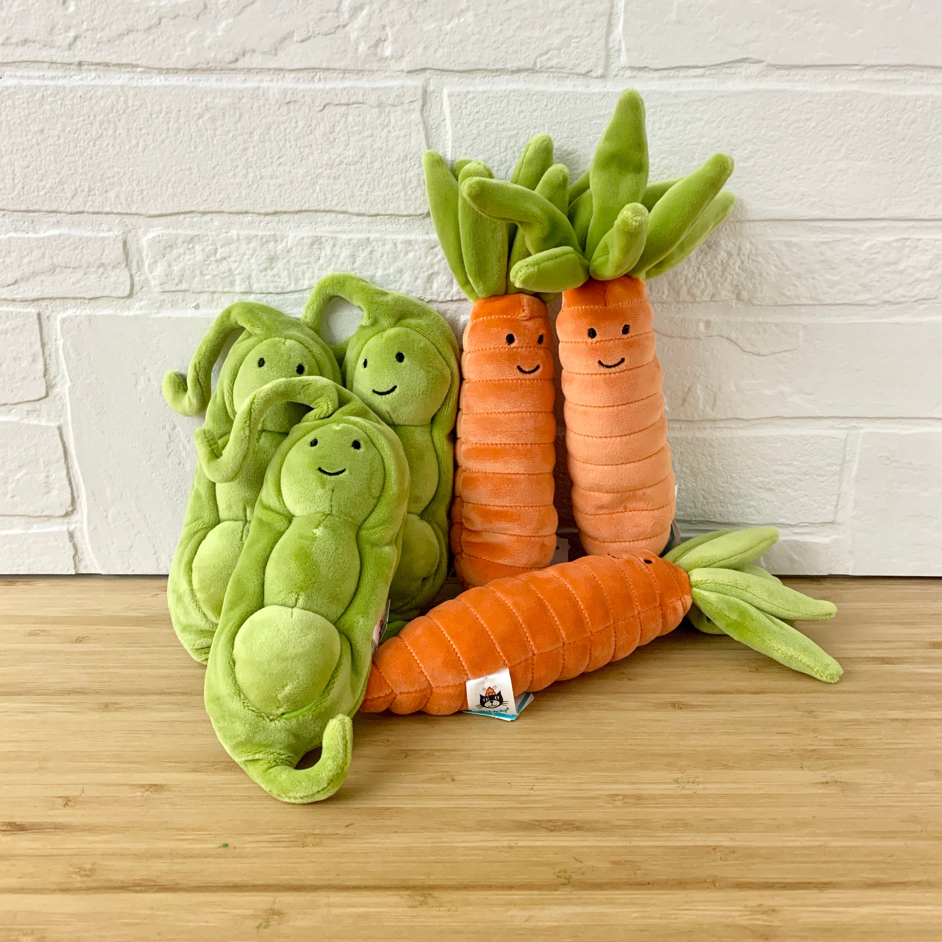 vivacious vegetable pea by jellycat