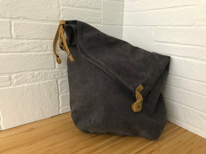 daVan large crossbody bag - grey