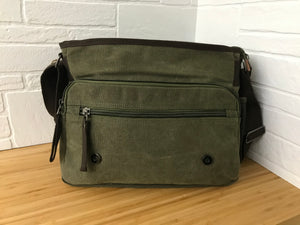 daVan messenger style bag