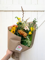 Load image into Gallery viewer, bi-weekly hand tied bouquet subscription
